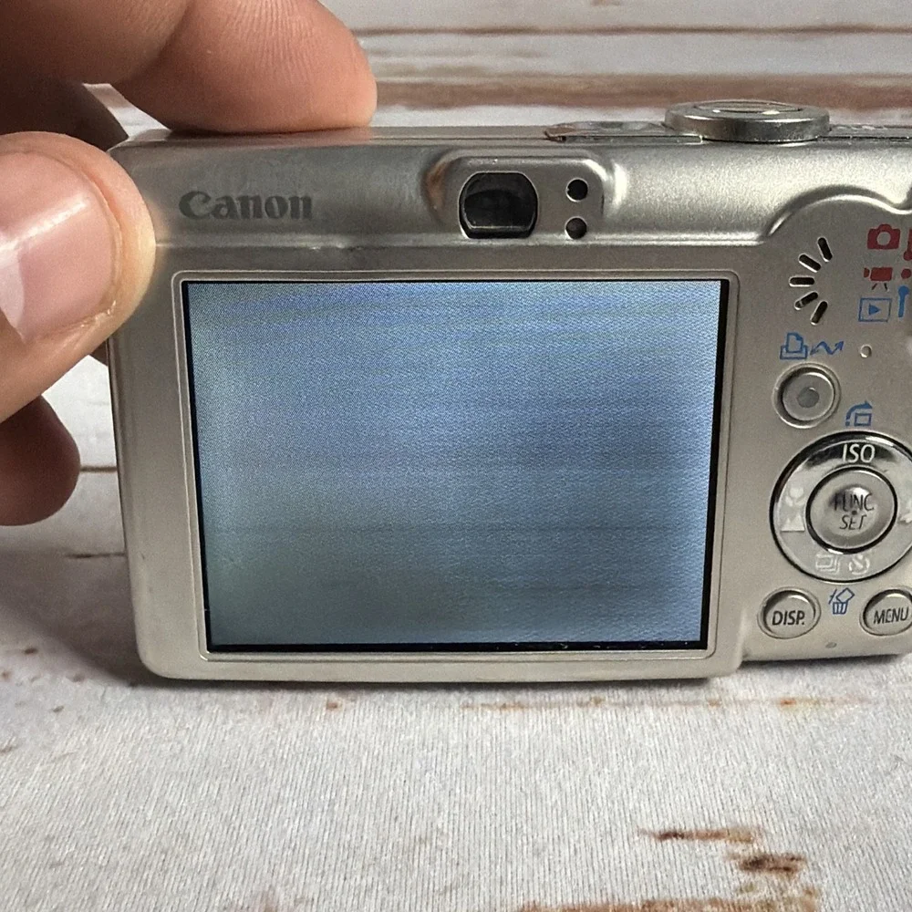 Canon PowerShot SD600 Digital ELPH 6MP Silver AS-IS Parts Repair No Display